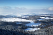 Wioska Pasterka u podnóża szczytu Szczeliniec Wielki zimą