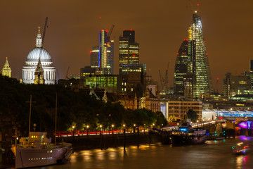 Canvas Print - Night Cityscape. London, England