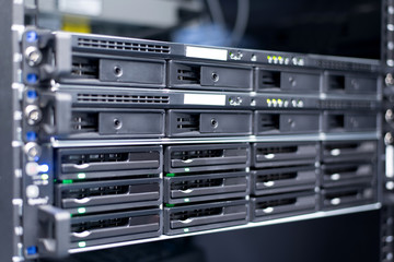 Data storage center