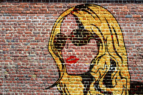GRaffiti, Portrait pop art d'une jeune femme blonde © brimeux