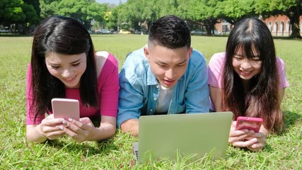 Sticker - student use phone and computer