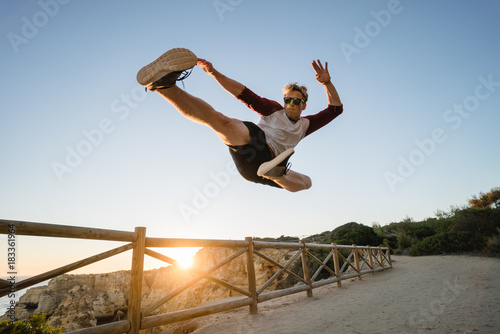bruce lee air kick