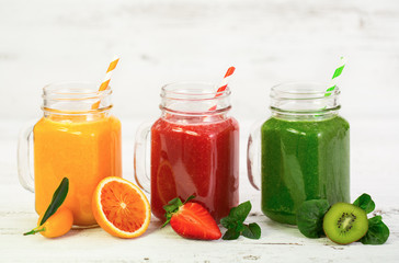 Wall Mural - Healthy fruit and vegetable smoothies