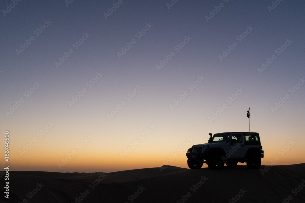 Sunset in the Desert - obrazy, fototapety, plakaty 