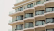 © GM Photography - Fassade mit Fenstern und Balkonen