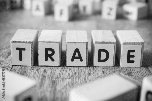 Fotografie, Obraz concept mot formé avec des lettres en bois - Trade