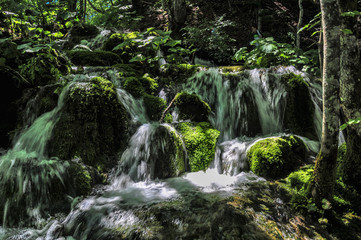  Kleine Wasserfälle bei den Plitvicer Seen
