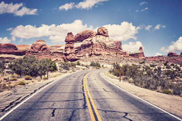 Naklejka vintage autostrada pejzaż pustynia