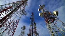 4K Timelapse Of Telecommunication Mast TV Antennas Wireless Technology With Blue Sky