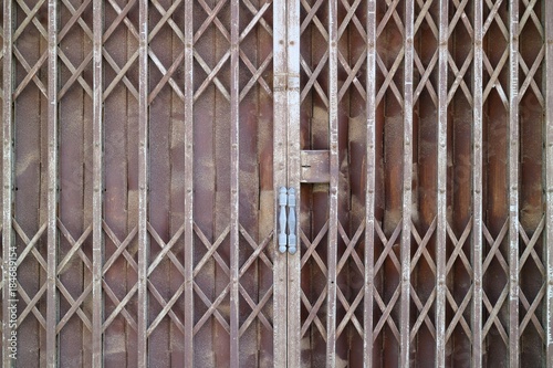Metal Roller Shutter Gate Sliding Grille Door Folding