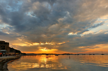 Wall Mural - Memorial Union at Lake Mendota at sunset, on the campus of the University of Wisconsin–Madison in Madison, Wisconsin.