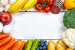 Obst und Gemüse Sammlung Lebensmittel Früchte essen kochen Rahmen Textfreiraum von oben
