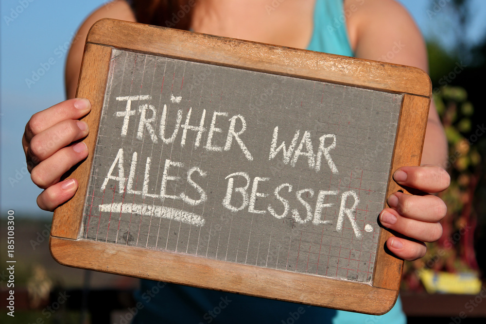 Alte Schultafel Mit Kreideschrift Fruher War Alles Besser Foto