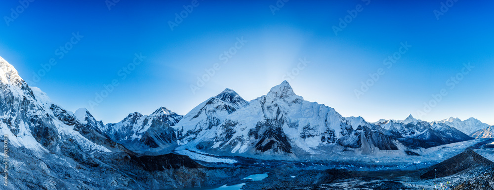 Snow mountain peaks. Panoramic view of Himalaya mountain. Way to Everest base camp, Khumbu valley, Sagarmatha national park. - obrazy, fototapety, plakaty 