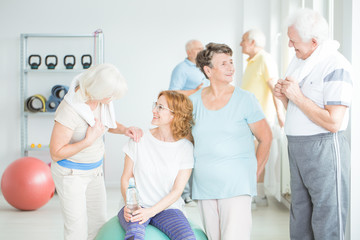 Sticker - Elderly friends at the gym