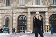 © Kike Arnaiz/ADDICTIVE STOCK - Pretty woman posing in winter town