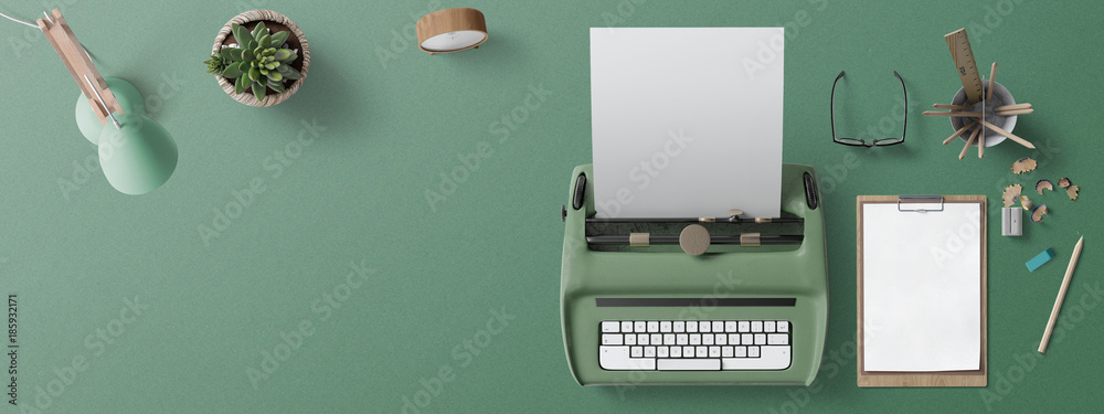 Scrivania con macchina per scrivere - obrazy, fototapety, plakaty 