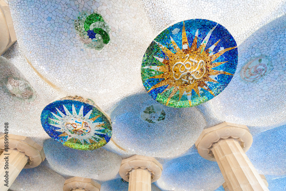 Colonnaded pathway in the Park guell, Barcelona, Spain - obrazy, fototapety, plakaty 