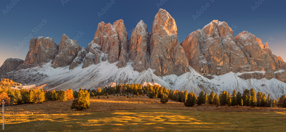 Autumn colours in the Dolomites mountains, beautiful landscape, Italy, Europe - obrazy, fototapety, plakaty 