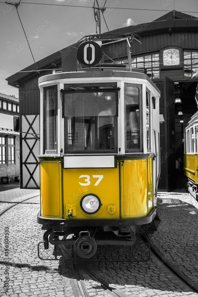 yellow retro tram  - obrazy, fototapety, plakaty 