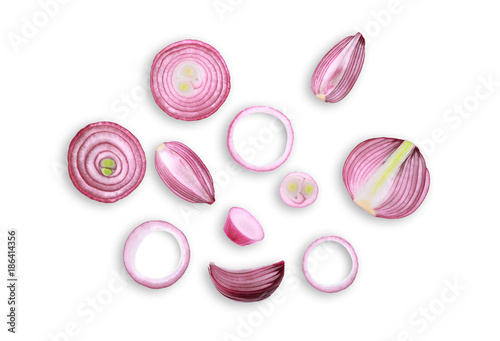 Cuadros en Lienzo sliced red onion isolated on white background ,flat lay ,top view