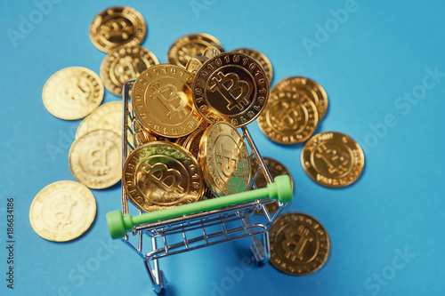 Gold Bitcoin Placed In A Small Shopping Cart Digital Currency - 