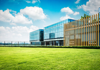 Poster - Large modern office building