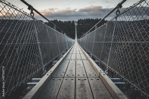 Fototapeta most wiszący  most-wiszacy-geierlay-i