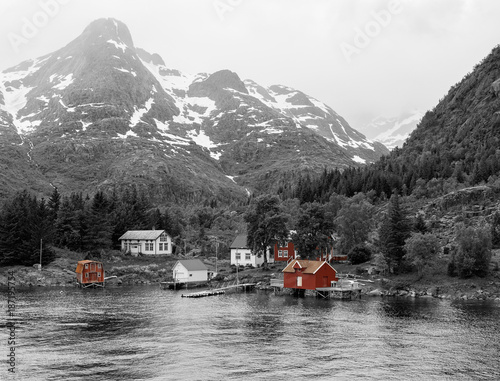 widok-trollfjord-norwegia-piekny-norweski-krajobraz
