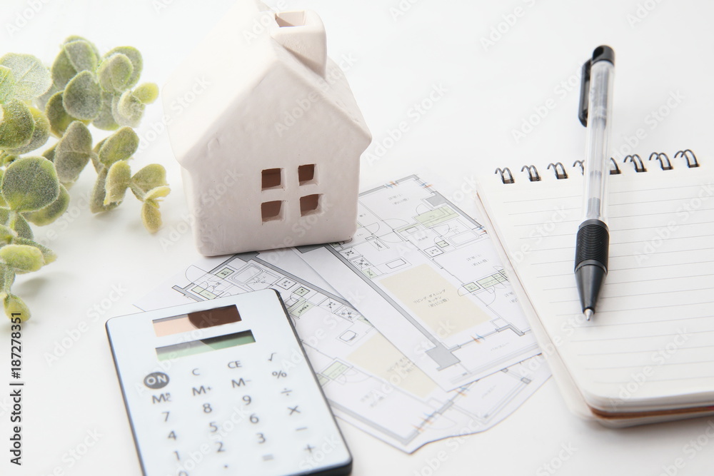 家・住宅。家の間取り。不動産。新生活や新築、ライフスタイルイメージ。