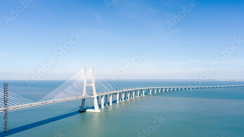 Fotomural Aerial View Of Vasco da Gama Bridge And High Car Traffic In Lisbon City Of Portu
