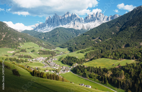 Fotografie, Tablou Picturesque Village in Dolomites (Val di Funes)