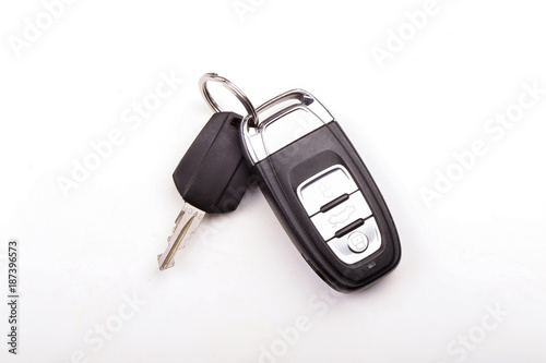 Cuadros en Lienzo Car key isolated on white background