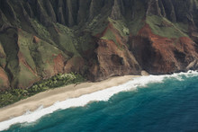 Na Pali Coast Mountains And Ocean In Kauai Hawaii