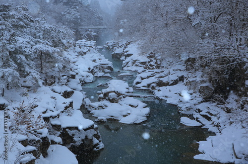 冬の厳美渓 Stock 写真 Adobe Stock