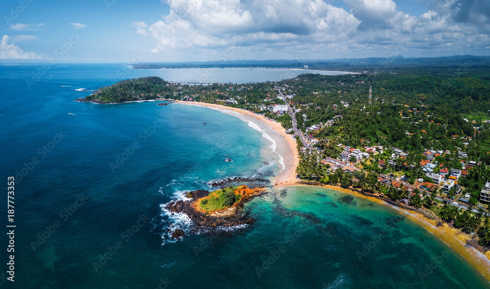 Aerial panorama of the tropical beach in the town of Mirissa, Sri Lanka - obrazy, fototapety, plakaty 