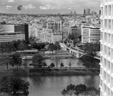 Fototapeta Mosty linowy / wiszący - vue de paris,les quais, de soir