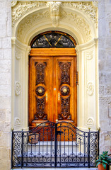 Canvas Print - old wooden door