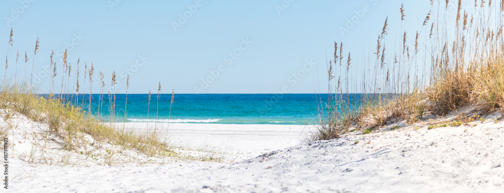Pensacola Beach Panorama, Florida blauer Himmel und weißer Sand, Mexiko, Horizont, Florida, Paradies, Whitehaven, Fidschi, Mauritius, Malediven, Bora Bora, Hawaii - obrazy, fototapety, plakaty 