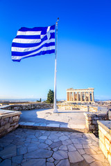 Fototapete - Parthenon temple on the Acropolis in Athens with Greek flag, Greece