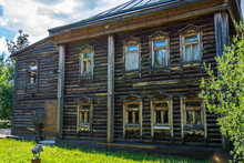 Old Wooden House
