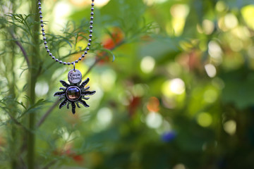 carpe diem - schmuck und blumen im sommer