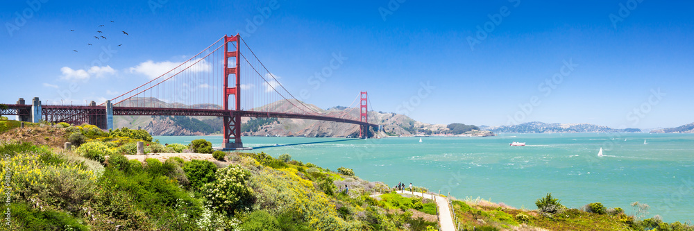 Golden Gate Bridge in San Francisco - obrazy, fototapety, plakaty 