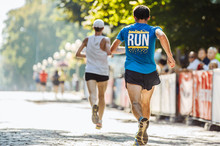  Athletes Run In The Park On The Running Marathon