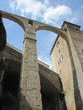 Cinta muraria di Pitigliano con resti acquedotto mediceo