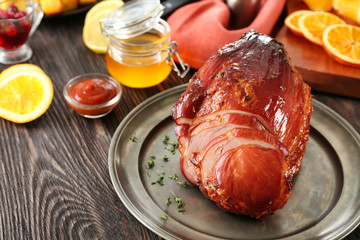 Poster - Metal plate with traditional honey baked ham on table