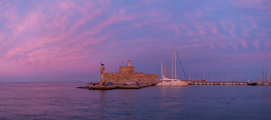 Wall Mural - Agios Nikolaos fortress on the Mandraki harbour of Rhodes