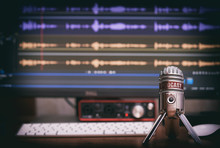 Microphone With A Podcast Icon