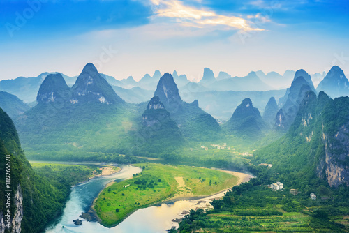 Fotomural Landscape of Guilin, Li River and Karst mountains