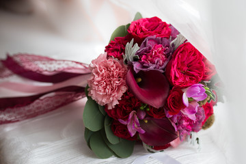 love, wedding, wedding bouquet, flowers, roses, reds, red flowers